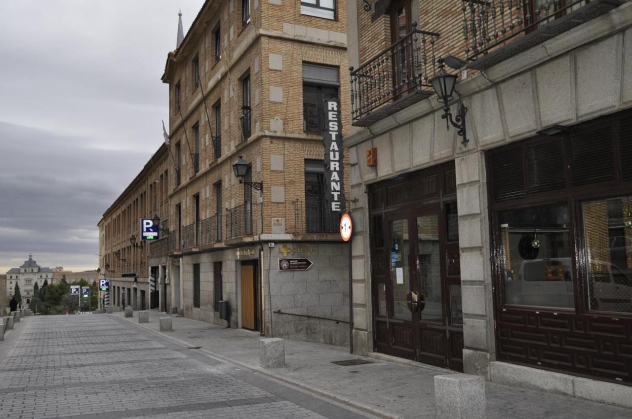 דירות Lofts Amantes De Toledo- Loft Alcazar מראה חיצוני תמונה